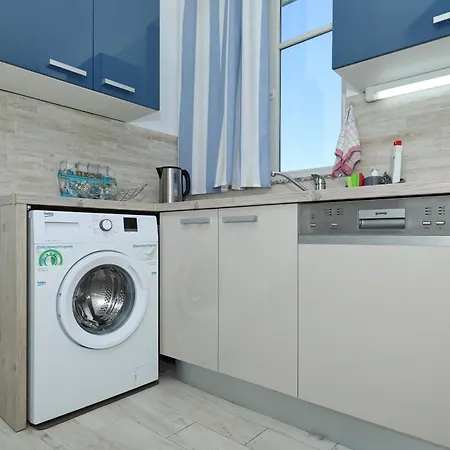 Vanda Land Apartment