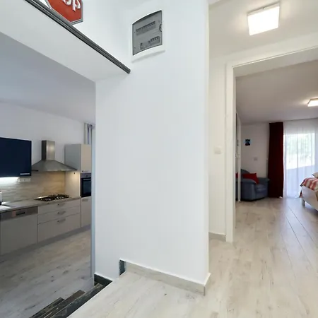 Apartment Vanda Land Zadar